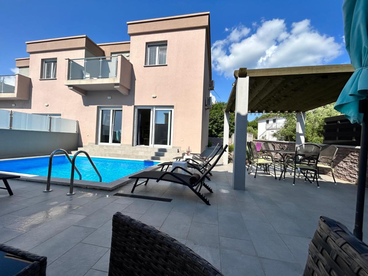 Holiday House "Sabine Green" Skrbčići エクステリア 写真