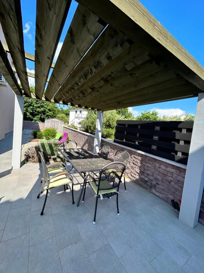 Holiday House "Sabine Green" Skrbčići エクステリア 写真