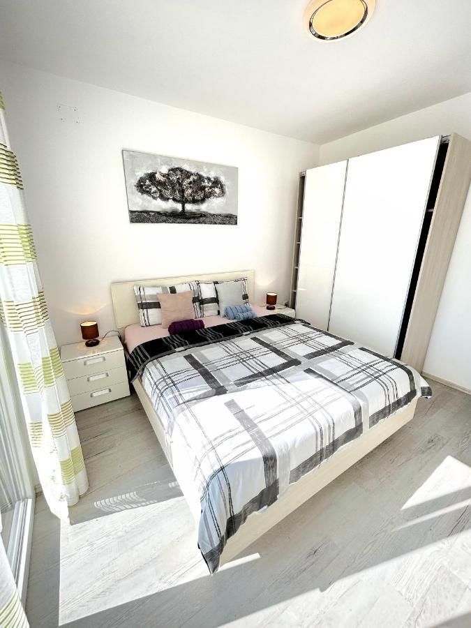 Holiday House "Sabine Green" Skrbčići エクステリア 写真