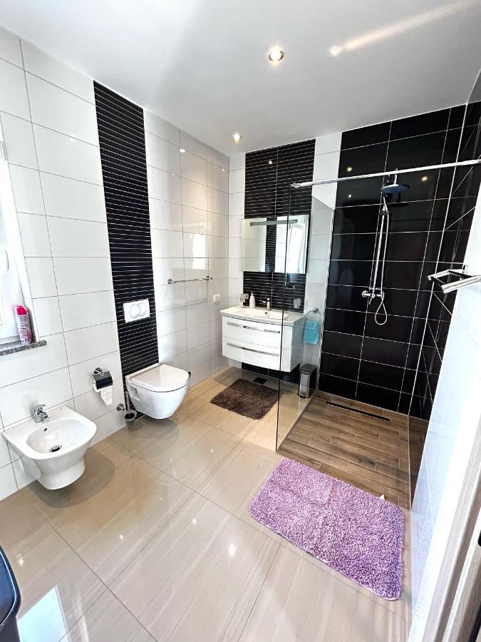 Holiday House "Sabine Green" Skrbčići エクステリア 写真