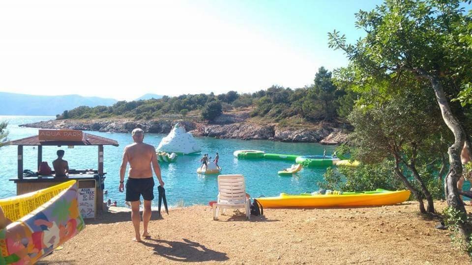 Holiday House "Sabine Green" Skrbčići エクステリア 写真